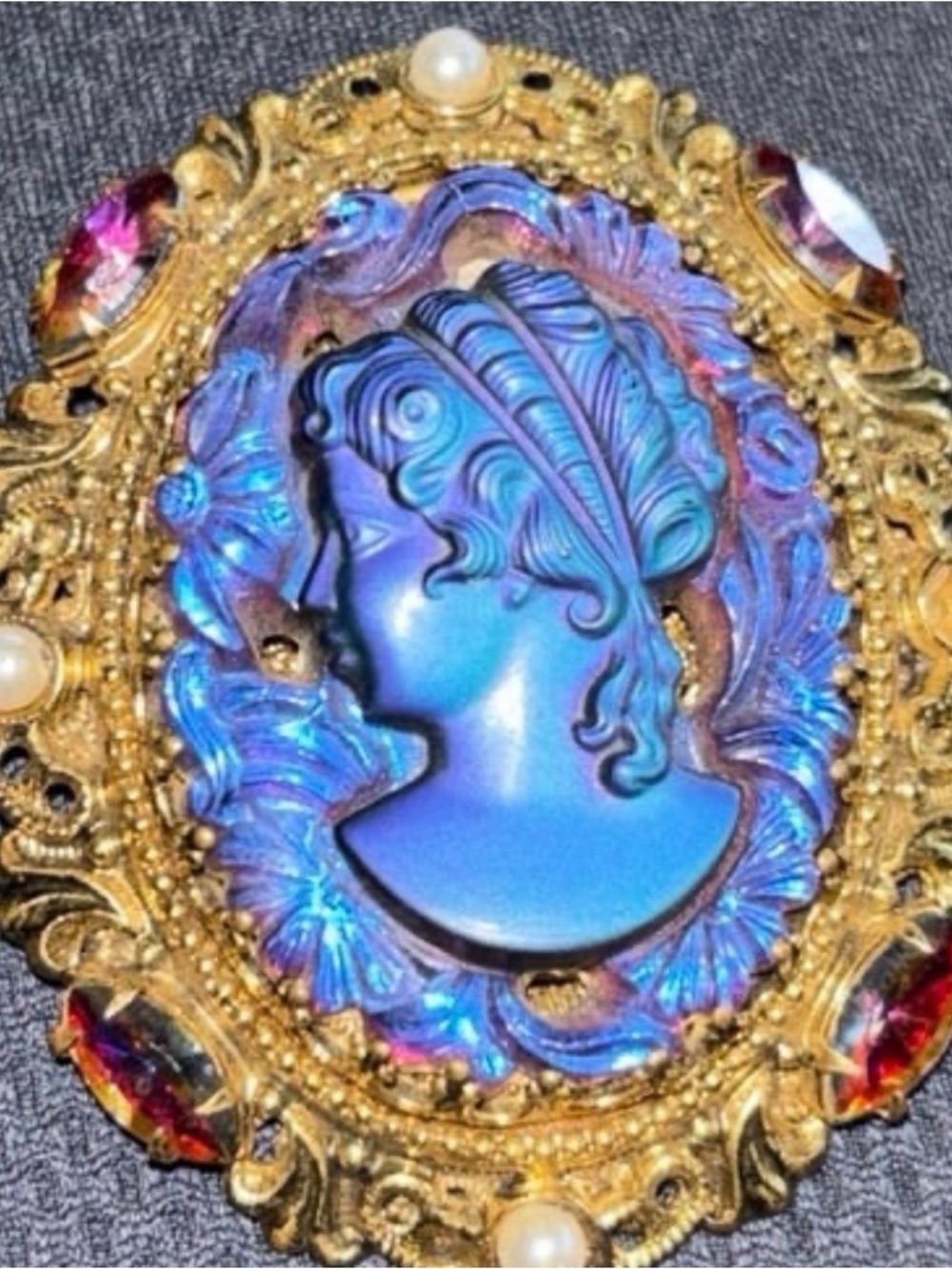 Vintage Gold-Tone Blue Iridescent Cameo Brooch